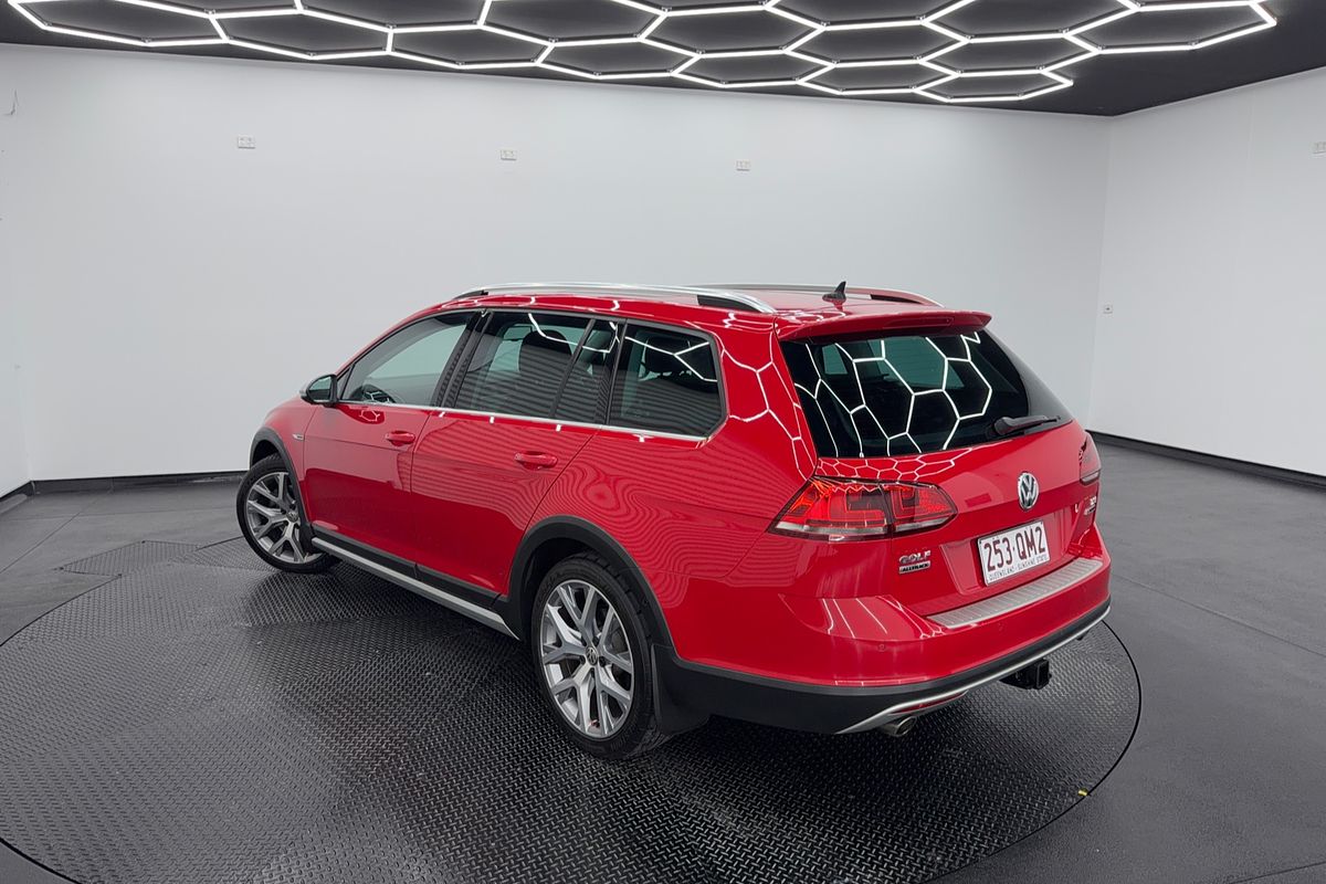 2015 Volkswagen Golf Alltrack 132TSI 7