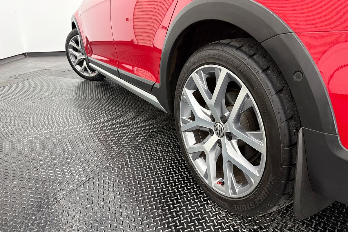 2015 Volkswagen Golf Alltrack 132TSI 7