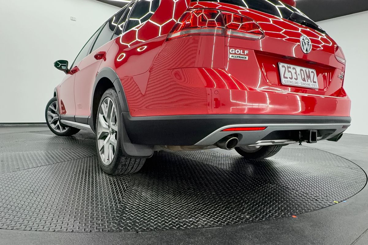 2015 Volkswagen Golf Alltrack 132TSI 7