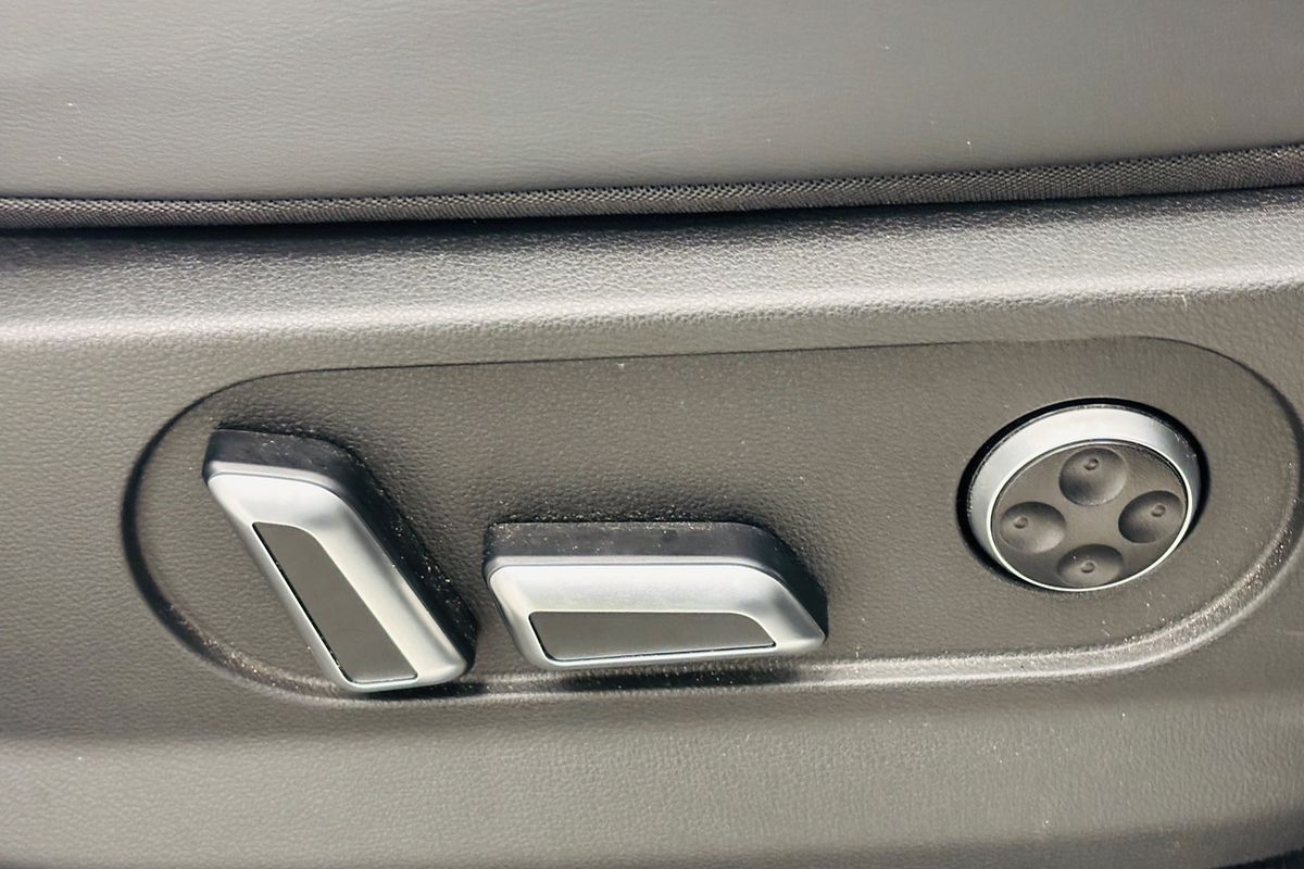 2025 GWM Cannon Ute Alpha PHEV Ultra 4x4 (ALULTDCU9AV4A)