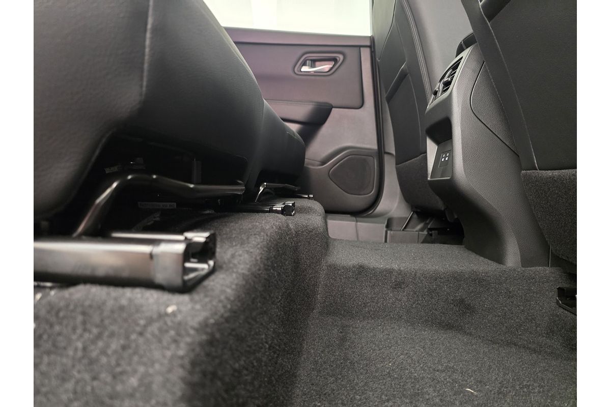 Nissan X-TRAIL 4WD ST-L e-POWER MY26