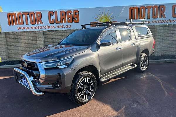 2021 Toyota Hilux SR5 (4x4) GUN126R 4X4
