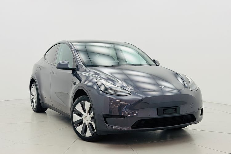 2023 Tesla Model Y Rear-Wheel Drive