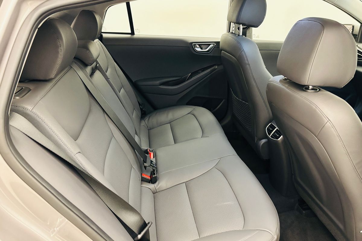 2022 HYUNDAI IONIQ HYBRID PREMIUM 6 SP AUTO DUAL CLUTCH 4D HATCHBACK 4CYL