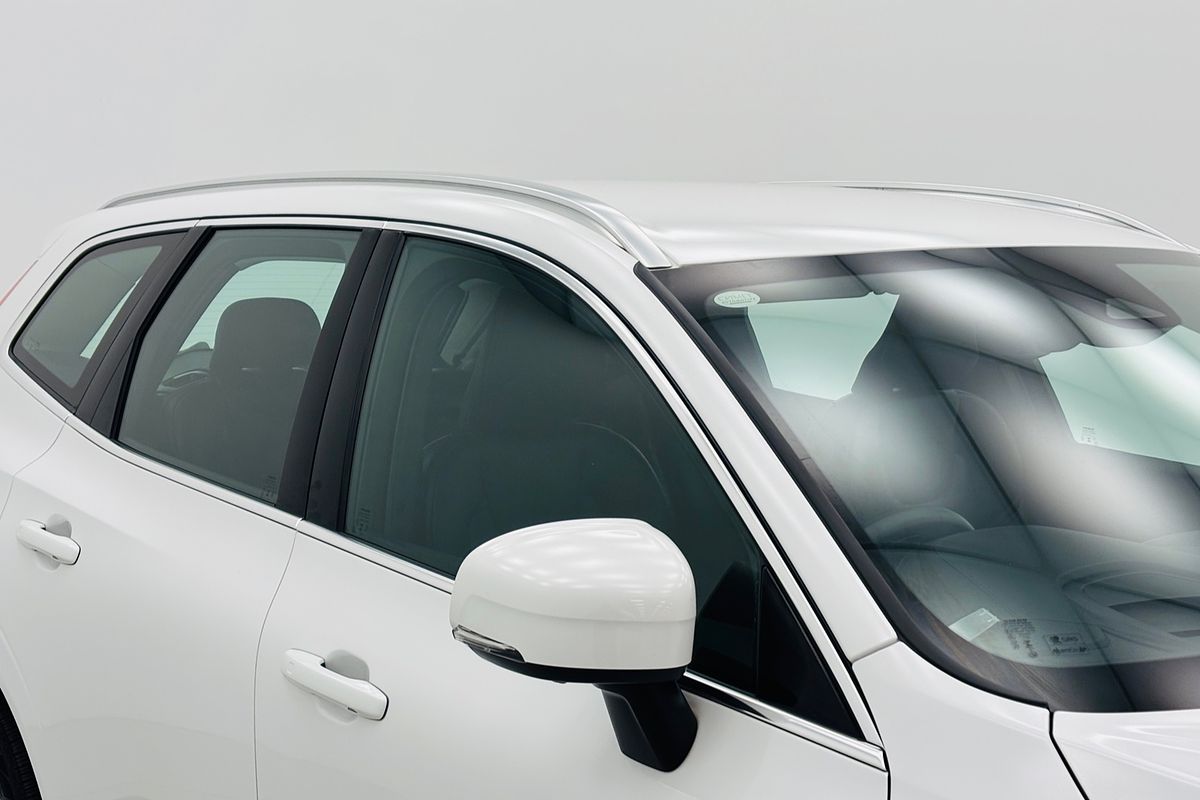 2023 VOLVO XC60 ULTIMATE B5 BRIGHT MHEV 8 SP AUTOMATIC 4D WAGON T4
