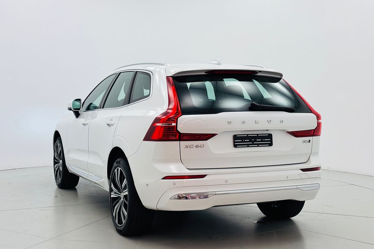 2023 VOLVO XC60 ULTIMATE B5 BRIGHT MHEV 8 SP AUTOMATIC 4D WAGON T4