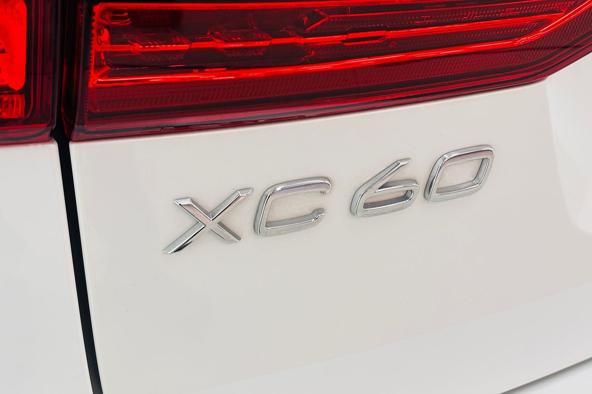 2023 VOLVO XC60 ULTIMATE B5 BRIGHT MHEV 8 SP AUTOMATIC 4D WAGON T4