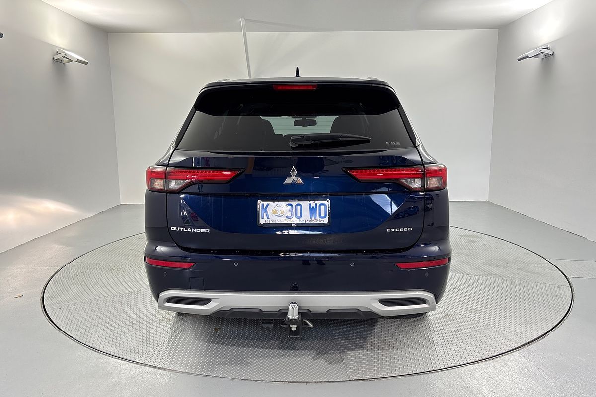 2023 Mitsubishi Outlander Exceed ZM