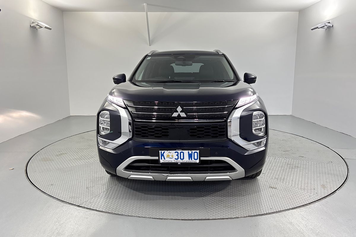 2023 Mitsubishi Outlander Exceed ZM