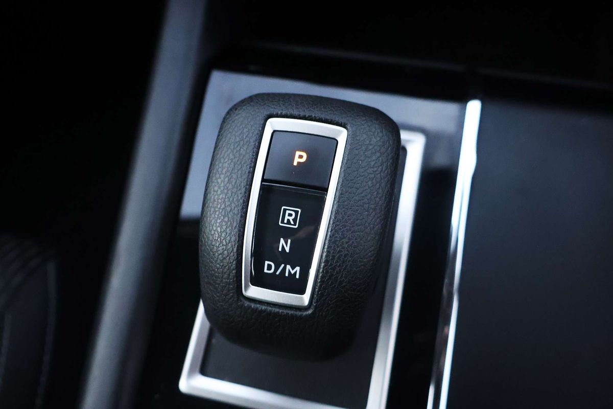 2024 Mitsubishi Outlander ES ZM