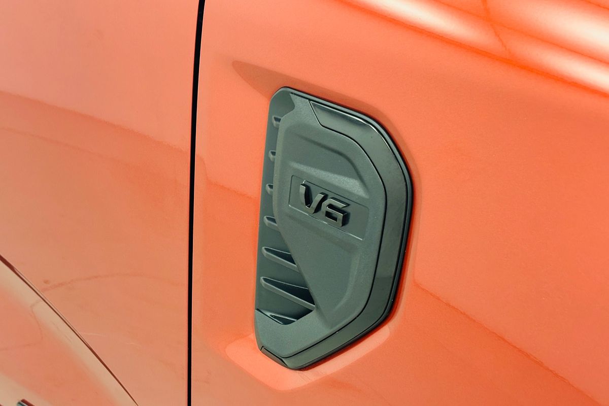 Ford Everest 2022.00 SUV SPORT . 3.0L V6 DSL 10 SPD AUTO 4X4 .