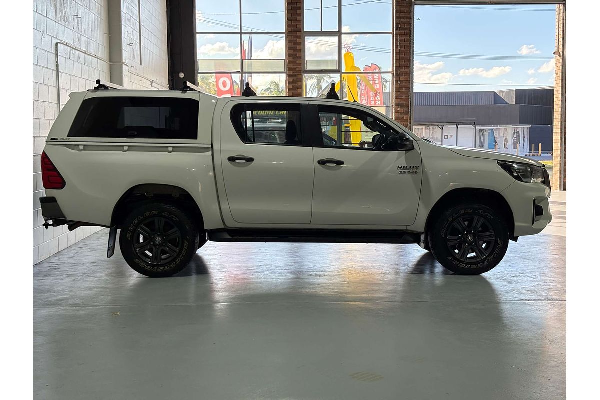 2020 Toyota Hilux SR GUN126R 4X4