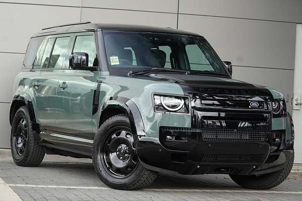 2026 Land Rover Defender 110 D350 Trophy Edition Deep Sandglow L663