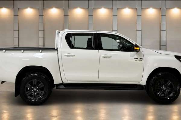 2023 Toyota Hilux SR GUN126R 4X4