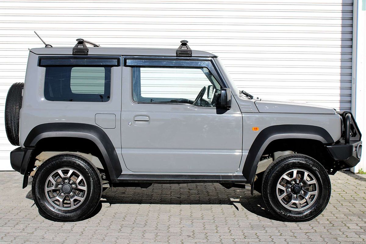 2022 Suzuki Jimny GLX GJ