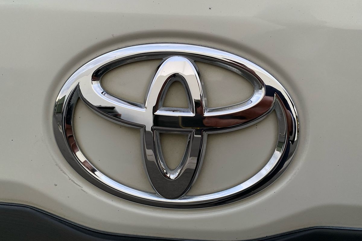 2020 Toyota Hiace GDH300R LWB