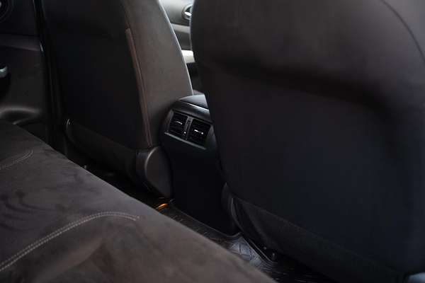 2020 Nissan Navara ST D23 Series 4 4X4 thumb-7