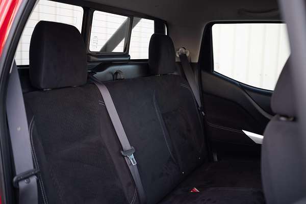 2020 Nissan Navara ST D23 Series 4 4X4 thumb-8