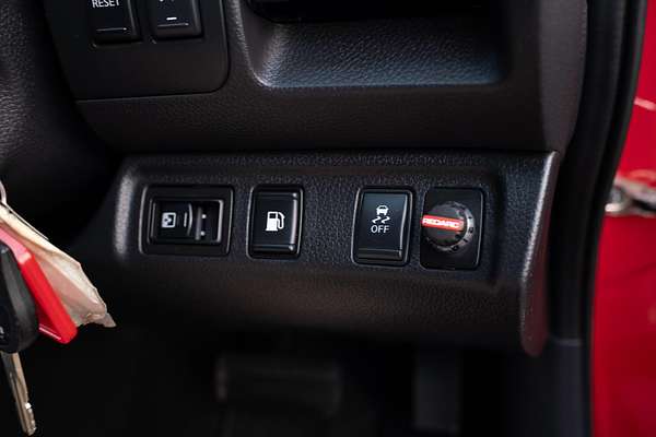 2020 Nissan Navara ST D23 Series 4 4X4 thumb-18