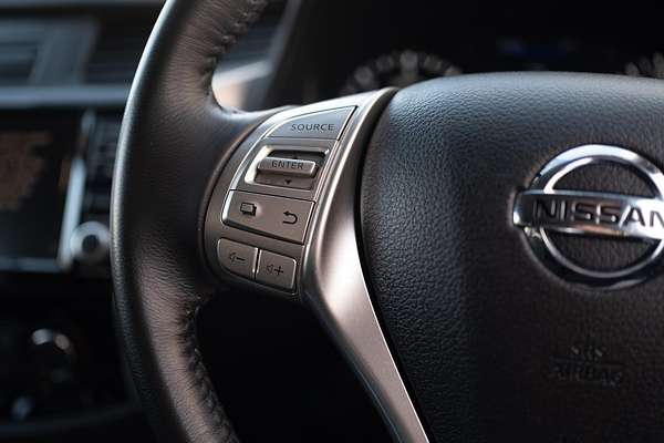 2020 Nissan Navara ST D23 Series 4 4X4 thumb-19