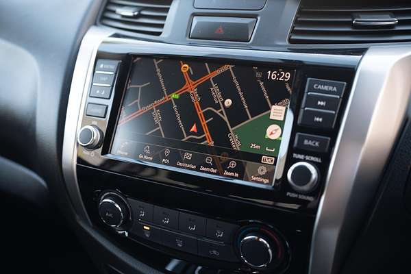 2020 Nissan Navara ST D23 Series 4 4X4 thumb-22