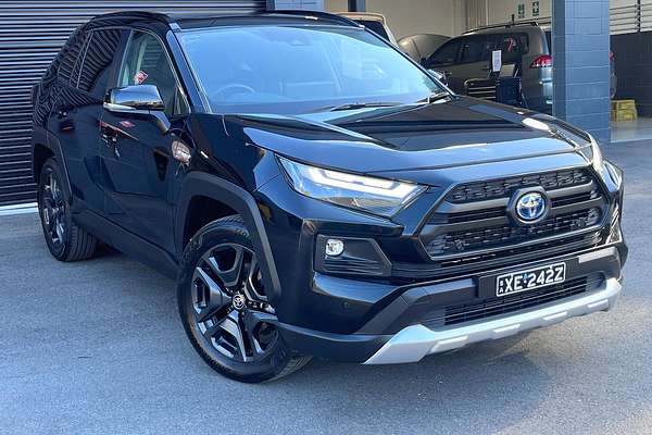 2024 Toyota RAV4 Edge AXAH54R