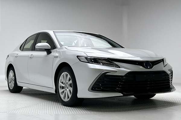 2024 Toyota Camry thumb-0