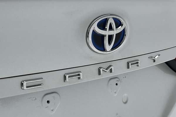 2024 Toyota Camry thumb-21