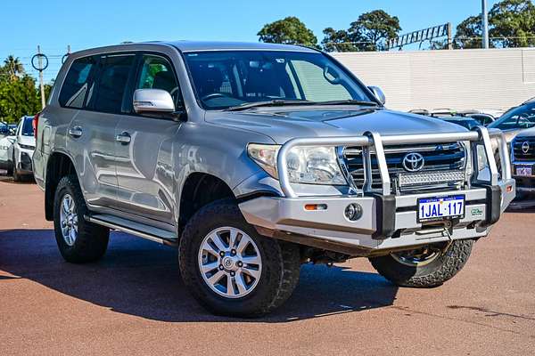 2013 Toyota Landcruiser GXL VDJ200R