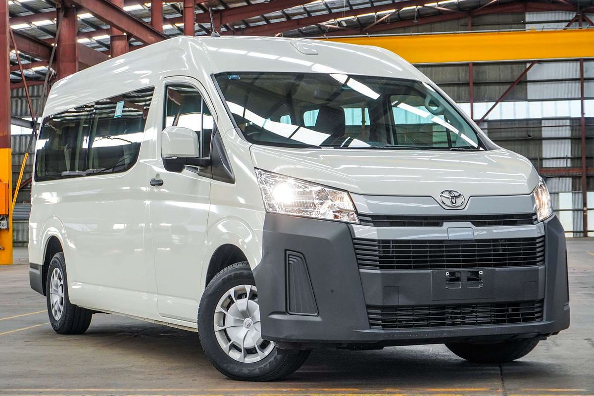 2022 Toyota Hiace Commuter GDH322R ELWB High Roof