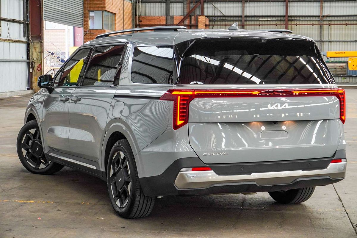 2024 Kia Carnival GT-Line KA4 PE