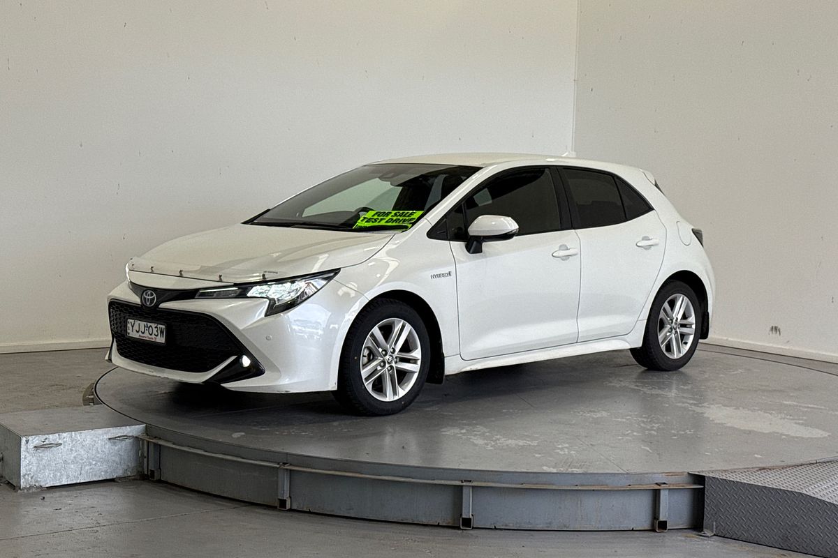 2019 Toyota Corolla SX Hybrid ZWE211R