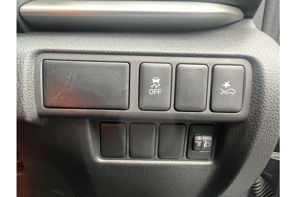 2021 Mitsubishi Eclipse Cross LS YB