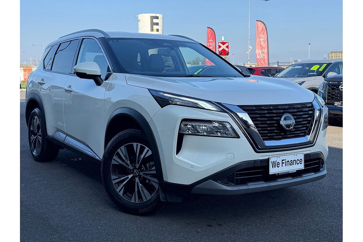 2025 Nissan X-TRAIL ST-L T33