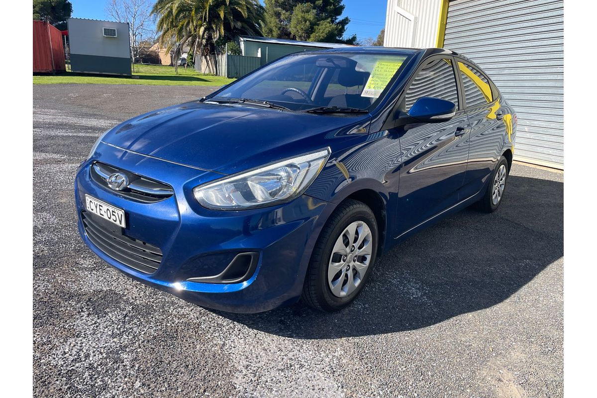 2014 Hyundai Accent Active RB2