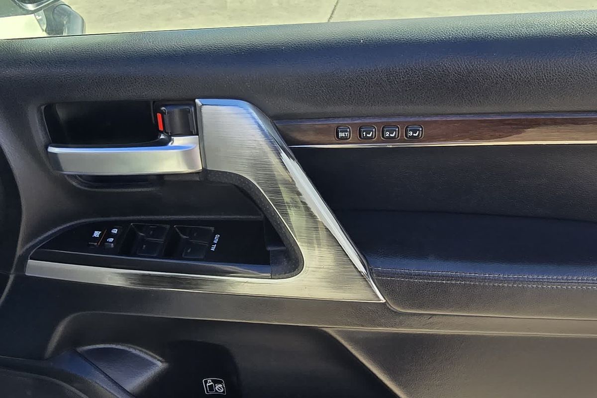 2016 Toyota Landcruiser VX VDJ200R