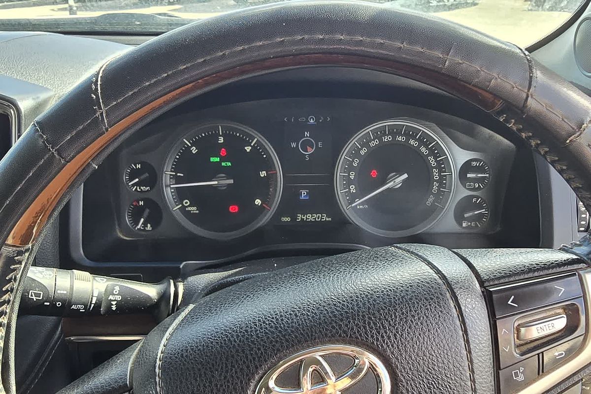 2016 Toyota Landcruiser VX VDJ200R
