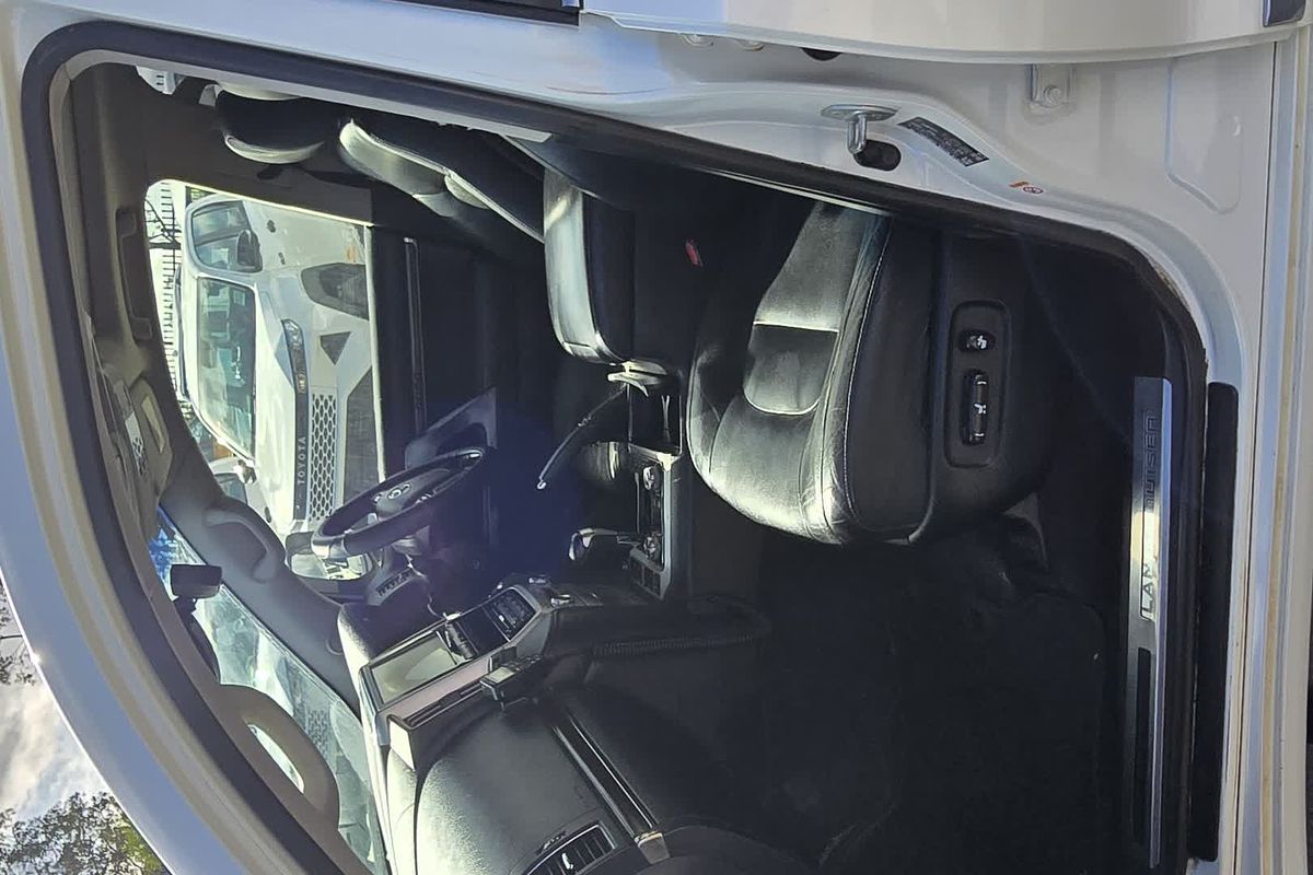 2016 Toyota Landcruiser VX VDJ200R