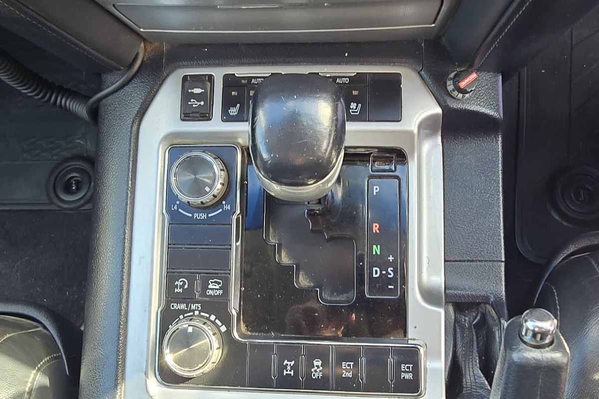 2016 Toyota Landcruiser VX VDJ200R