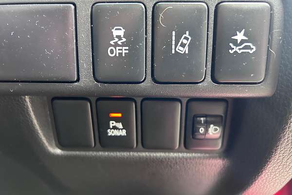 2019 Mitsubishi Eclipse Cross LS YA thumb-18