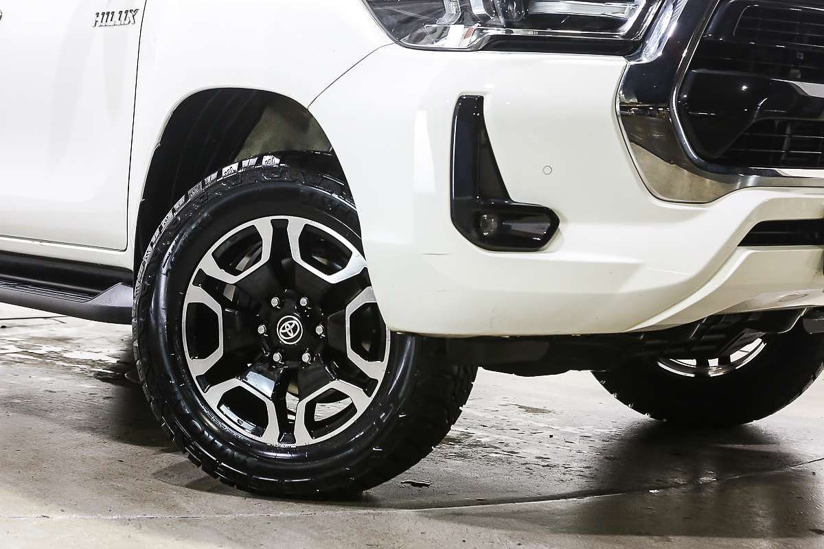 2020 Toyota Hilux SR5 GUN126R 4X4