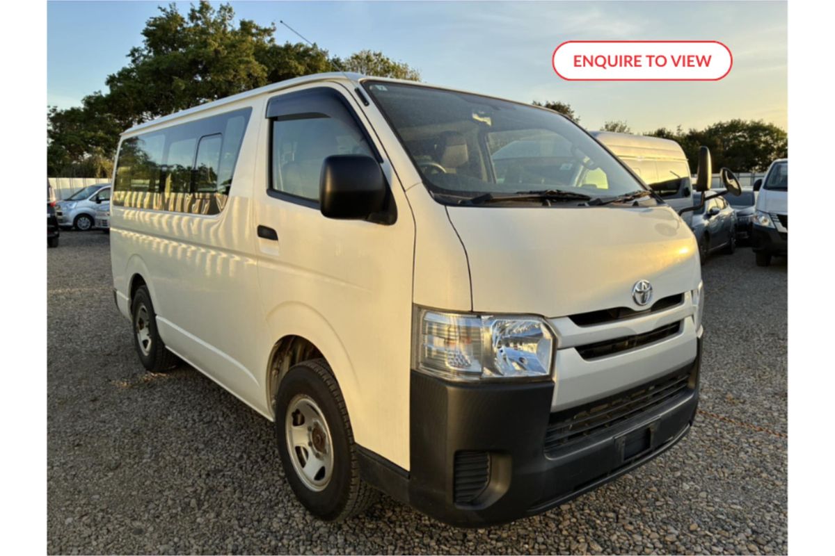 2017 Toyota Hiace Long DX 4WD