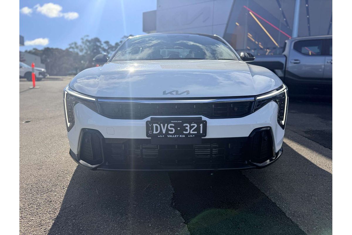 2025 Kia K4 GT-Line CL4m