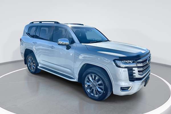 2024 Toyota Landcruiser Sahara ZX FJA300R