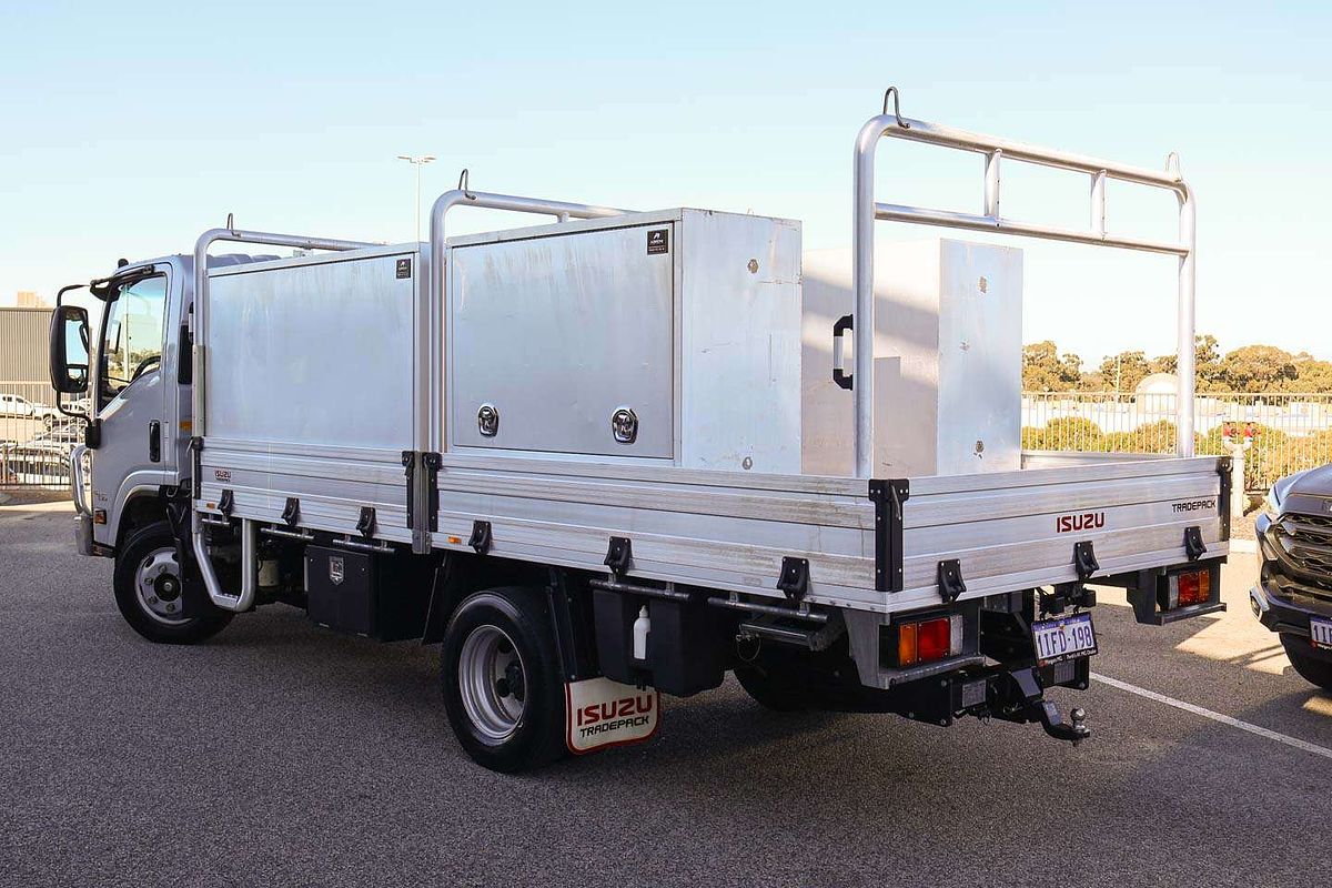2023 Isuzu N Series NPR 45/55-155 4x2 MWB