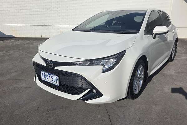 2020 Toyota Corolla SX MZEA12R