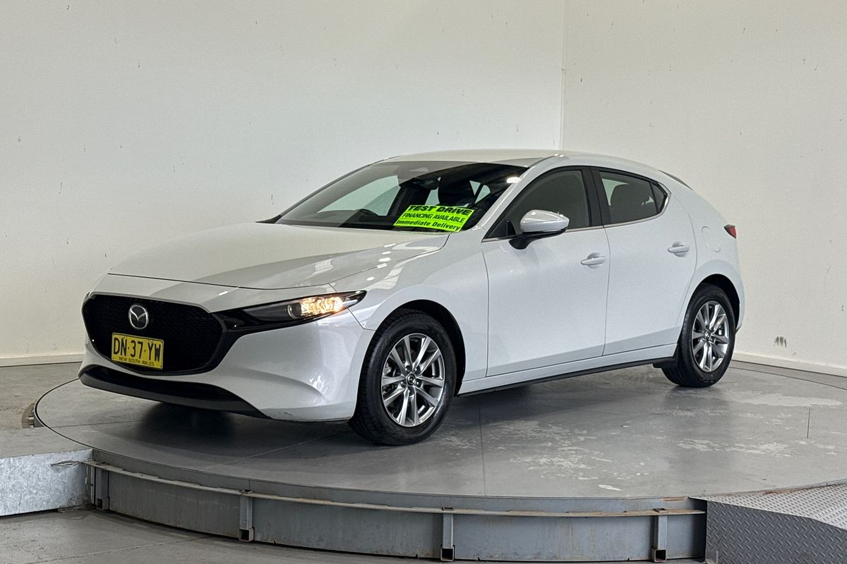 2025 Mazda 3 G20 PURE 300R