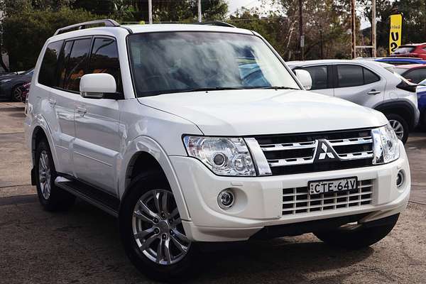 2014 Mitsubishi Pajero VR-X NW