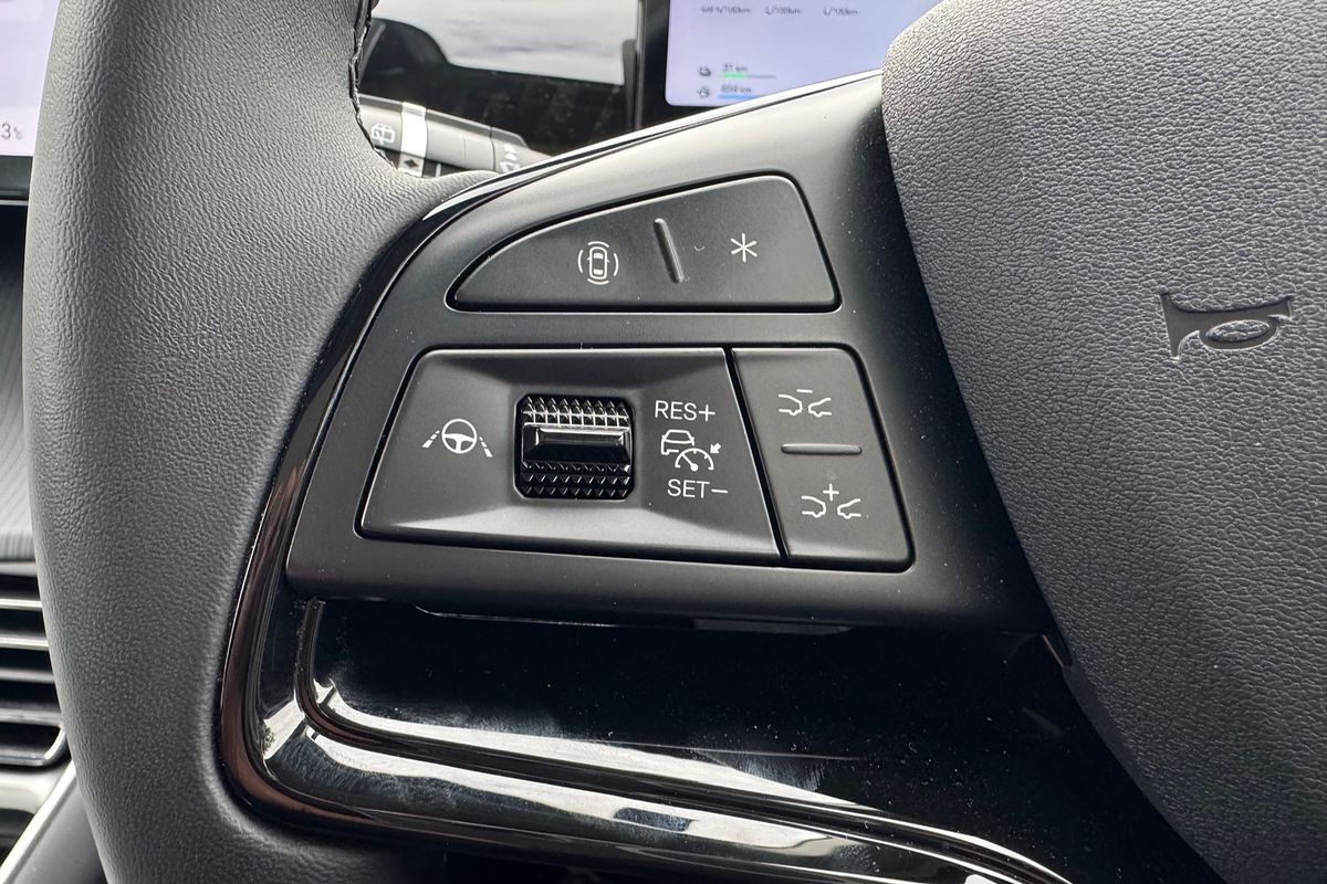 2025 BYD SEALION 5