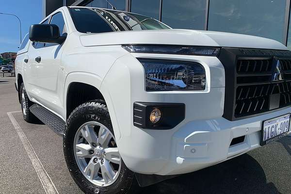 2024 Mitsubishi Triton GLX+ MV 4X4